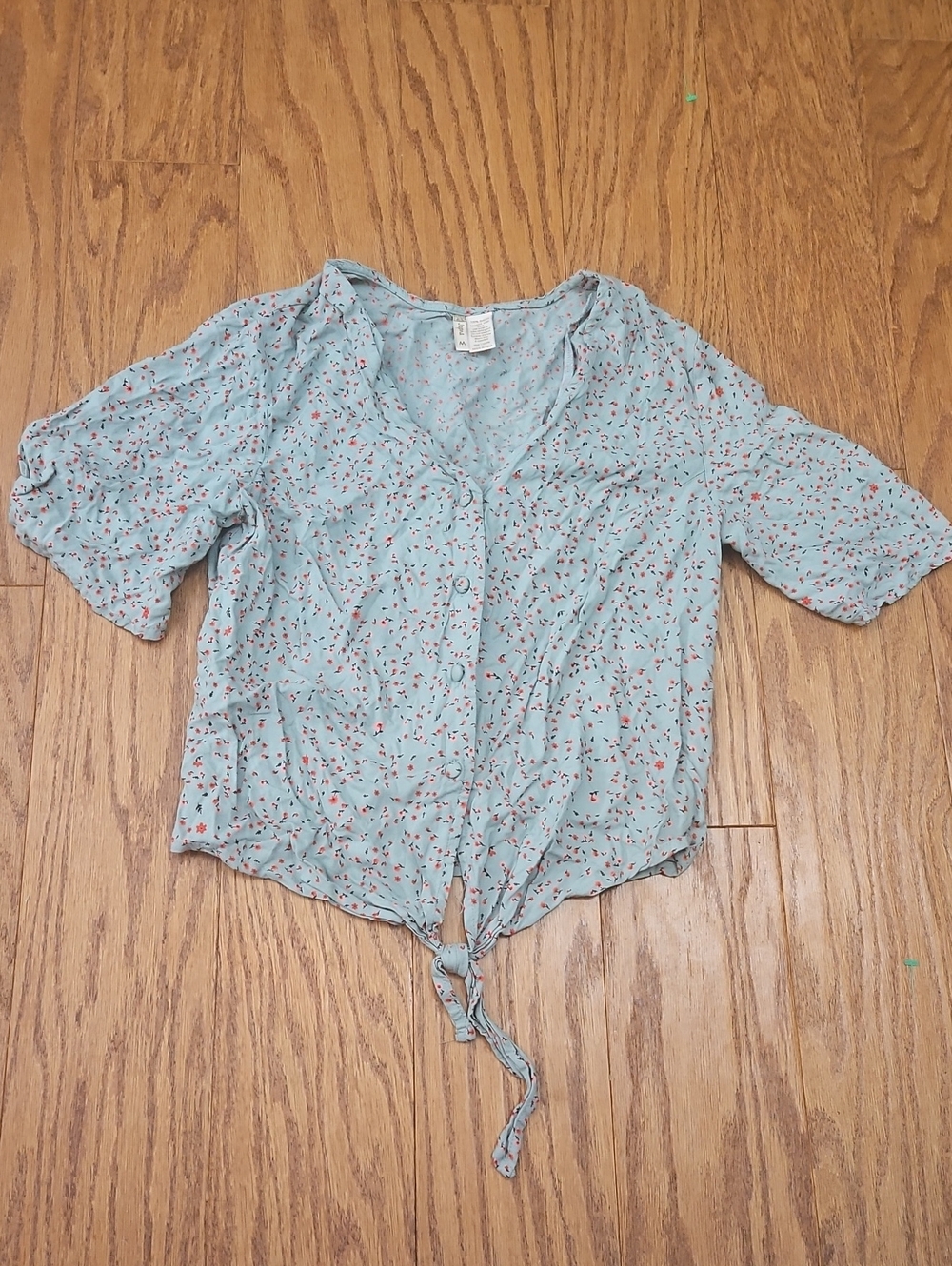 Japna Ditsy Floral Tie-Front Short Sleeve Blouse - Size Medium
